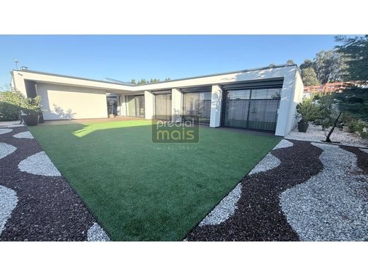 Casa de lujo en Vila Nova de Famalicão, Braga