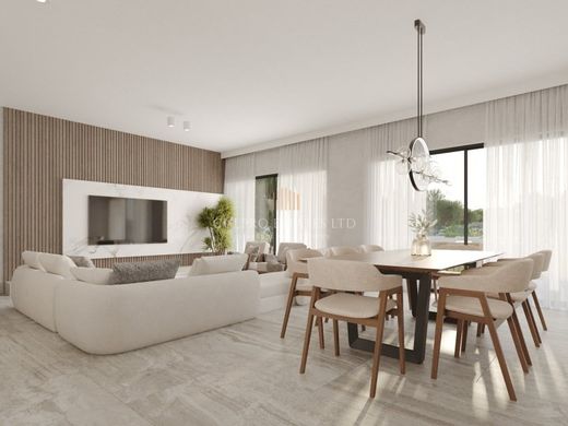 Casa di lusso a Parekklisha, Parekklisiá