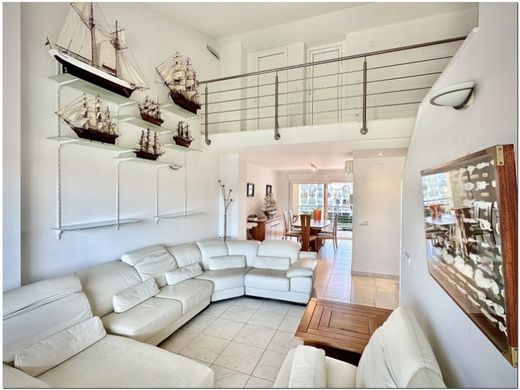 Apartment in Empuriabrava, Province of Girona