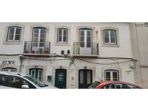 Appartementencomplex in Almada, Distrito de Setúbal