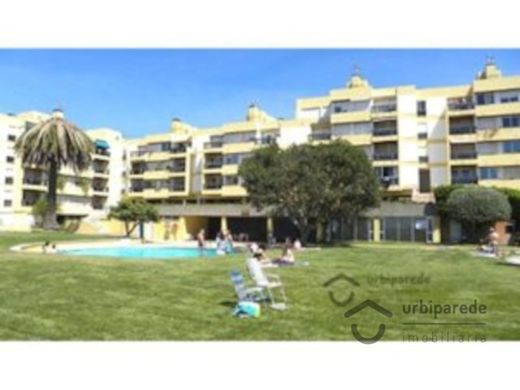 Apartment / Etagenwohnung in Oeiras, Lissabon