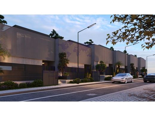 Συγκρότημα ανεξάρτητων κατοικιών σε Βίλα Νόβα ντε Γκάια, Vila Nova de Gaia