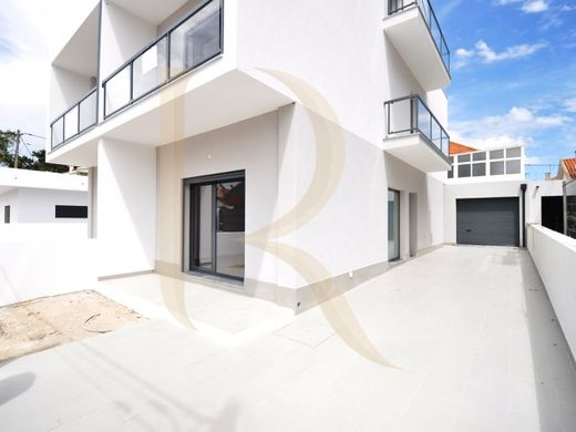 Yarɪ müstakil ev Sesimbra, Distrito de Setúbal