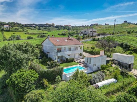 Casa di lusso a Sobral de Monte Agraço, Lisbona