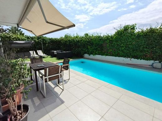 Piso / Apartamento en Pineda, Provincia de Barcelona