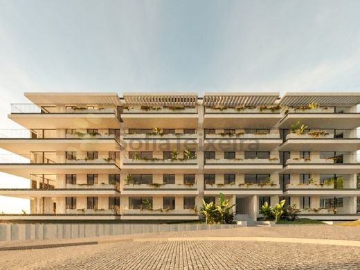 Apartment / Etagenwohnung in Vila Nova de Gaia, Distrito do Porto