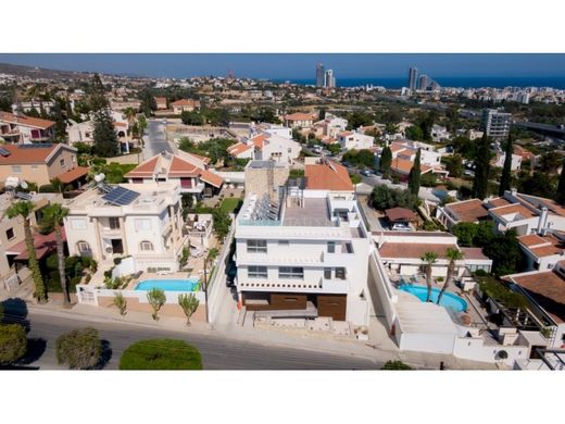 Dúplex en Germasógeia, Limassol District