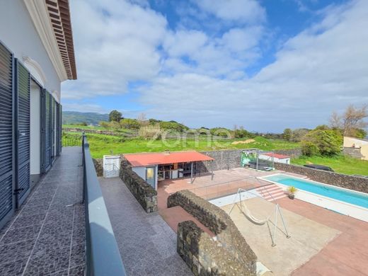 Luxury home in Ponta Delgada, Azores