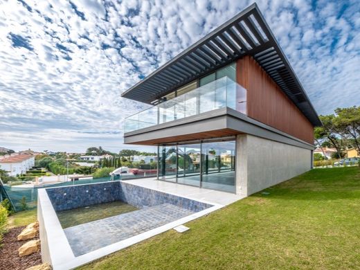 Detached House in Cascais, Lisbon