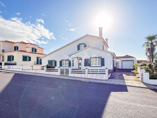 Casa di lusso a Ponta Delgada, Azores