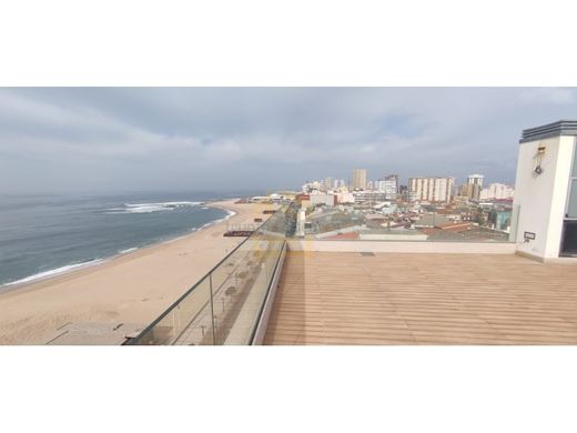 阁楼  Póvoa de Varzim, Distrito do Porto