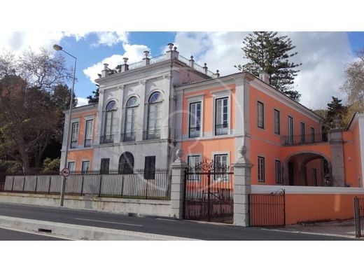 Mansion in Oeiras, Lisbon