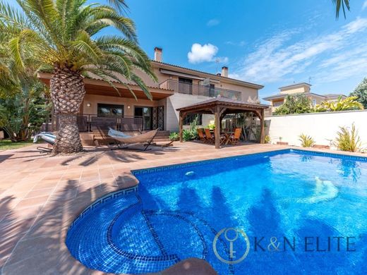 Luxury home in Mutxamel, Alicante