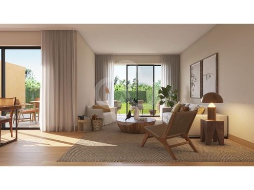 Twee-onder-een-kapwoning in Seixal, Distrito de Setúbal