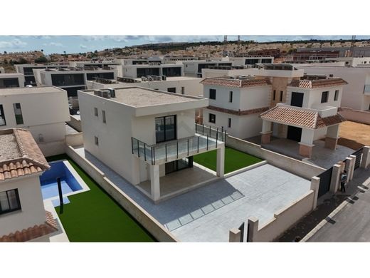 Luxus-Haus in Santa Pola, Alicante