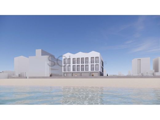 Land in Almada, Distrito de Setúbal