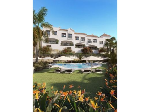 Συγκρότημα ανεξάρτητων κατοικιών σε Estepona, Provincia de Málaga