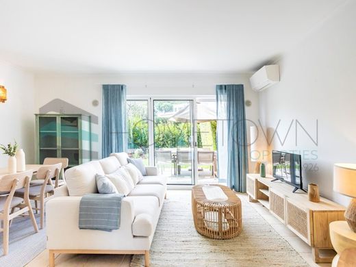 Semidetached House in Lagoa, Distrito de Faro