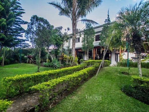 Luxe woning in San Josecito, San Isidro