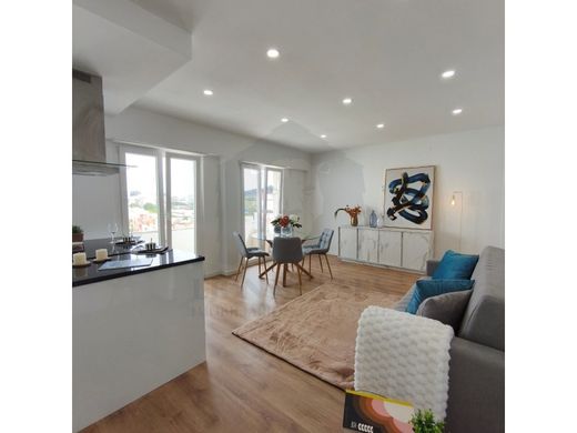 Apartment / Etagenwohnung in Lissabon, Lisbon