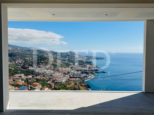 Apartment in Câmara de Lobos, Madeira
