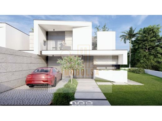 호화 저택 / Vila Nova de Famalicão, Distrito de Braga