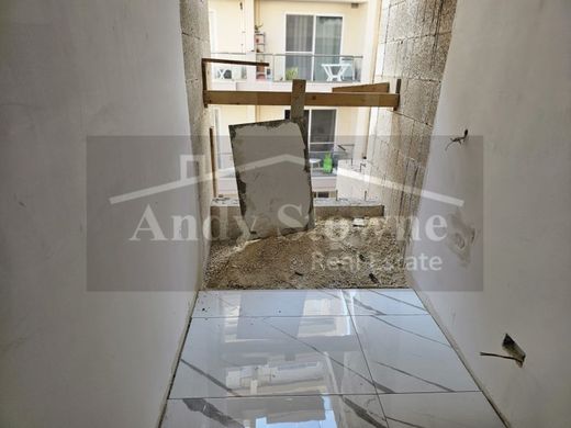 Apartment / Etagenwohnung in Buġibba, Saint Paul’s Bay