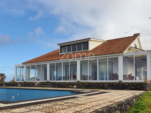 Luxury home in Ponta Delgada, Azores