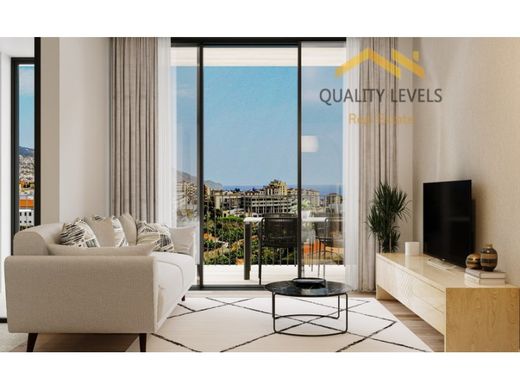 Funchal, Madeiraのアパートメント