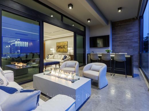 Appartement in Santa Ana, Provincia de San José