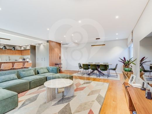 Semidetached House in Oeiras, Lisbon