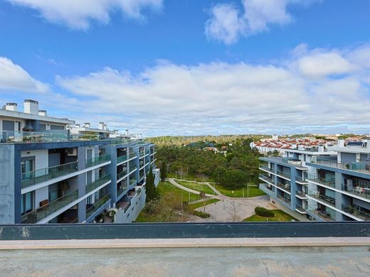 Apartment in Charneca de Caparica, Almada