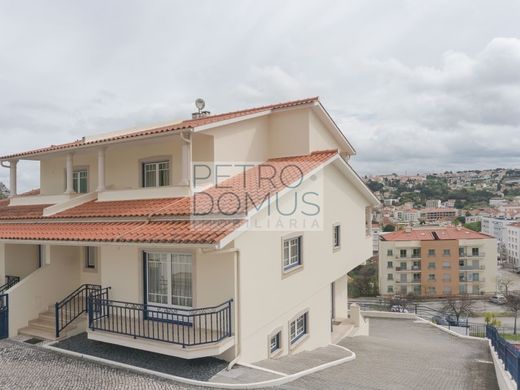 Villa Plurifamiliare a Leiria, Distrito de Leiria