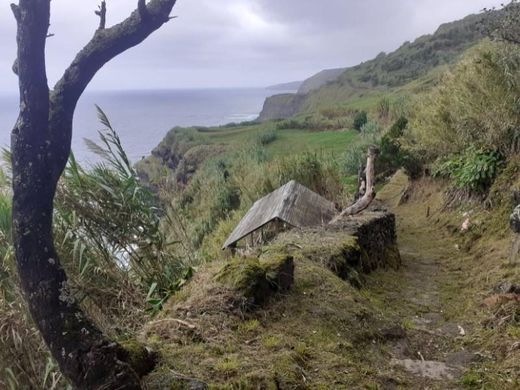 Grond in Ribeira Grande, Azores