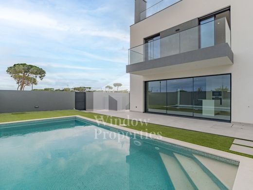 Yarɪ müstakil ev Faro, Distrito de Faro