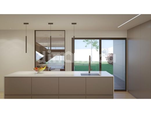 다세대 빌라 / Vila Nova de Famalicão, Distrito de Braga