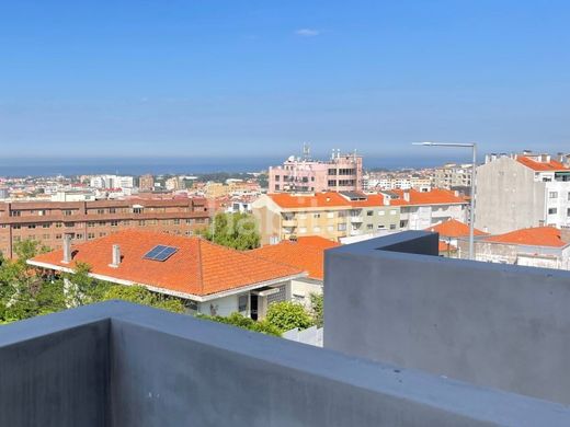 Apartment in Vila Nova de Gaia, Distrito do Porto