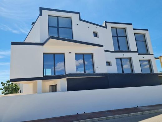 Semidetached House in Santiago do Cacém, Distrito de Setúbal