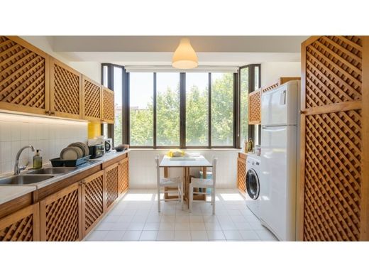 Apartment in Almada, Distrito de Setúbal
