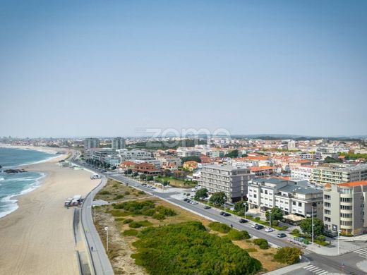 Piso / Apartamento en Vila do Conde, Oporto