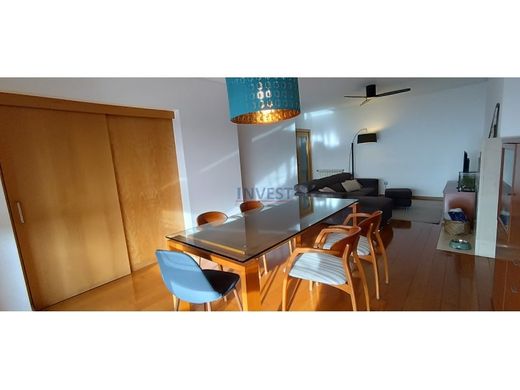 Apartment / Etagenwohnung in Maia, Distrito do Porto