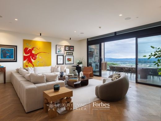 Appartement in Santa Ana, Provincia de San José