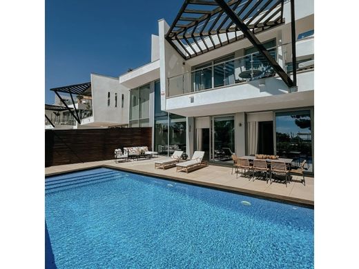 ‏וילה רב-משפחתית ב  מרבלה, Provincia de Málaga