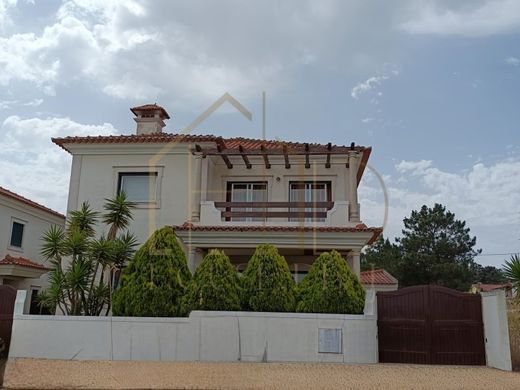 Casa Independente - Seixal, Setúbal