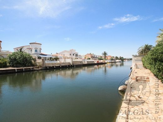 Grundstück in Empuriabrava, Provinz Girona