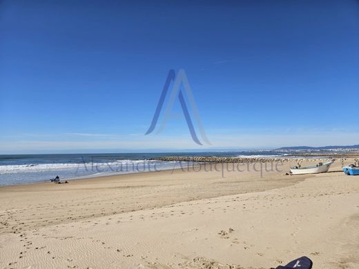 Luxus-Haus in Almada, Distrito de Setúbal