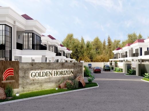 Chalet Pareado en Kampong Gadong, Daerah Brunei dan Muara