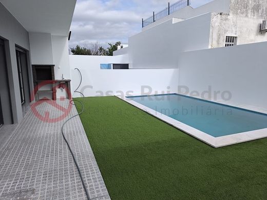 Casa de lujo en Seixal, Setúbal