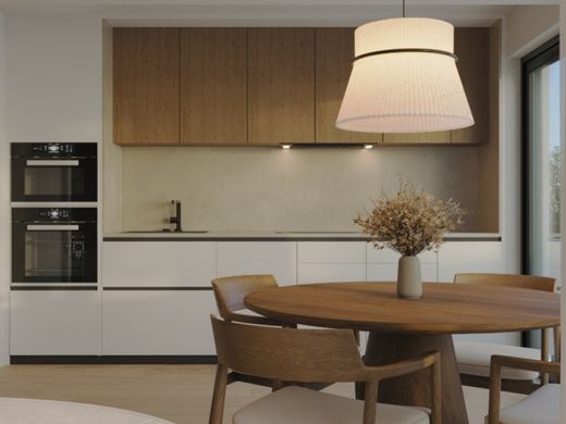 Apartment / Etagenwohnung in Porto, Distrito do Porto