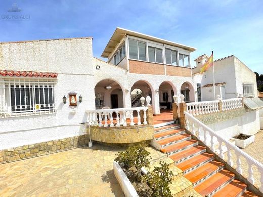 Villa in Caleta de Vélez, Malaga